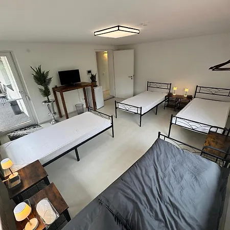 Großzügige Mit 3 Schlafzimmern&balkon Apartamento