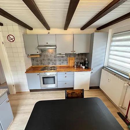 Großzügige Mit 3 Schlafzimmern&balkon